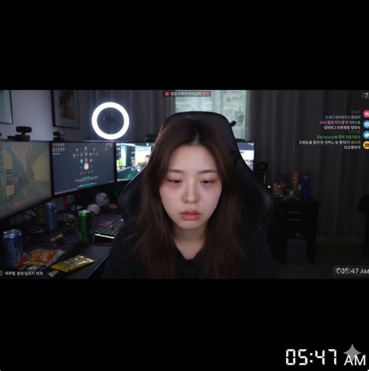 BJ 방송 중 피곤한 표정 BJ 방송 중 피곤한 표정