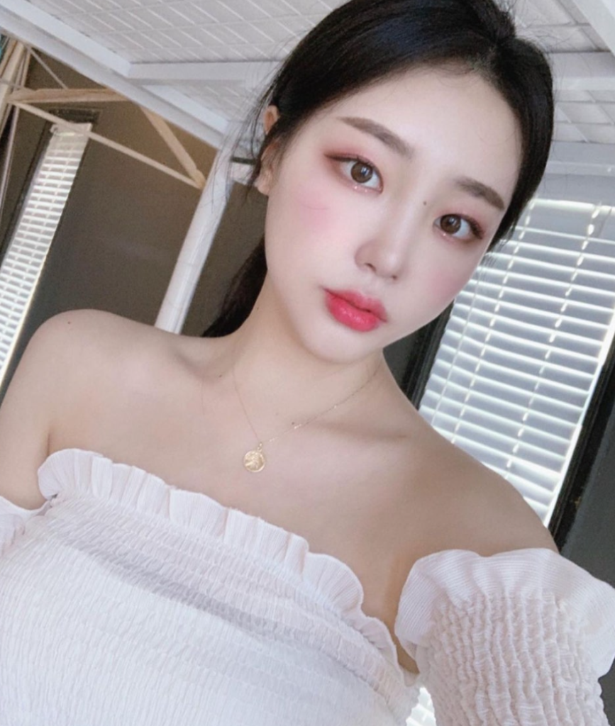 고혜지 상큼 메이크업 후 셀카